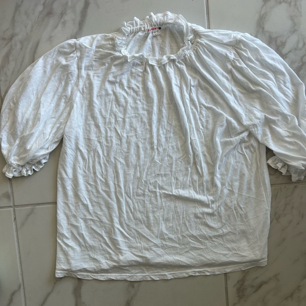 Sundry White Ruffled Top
